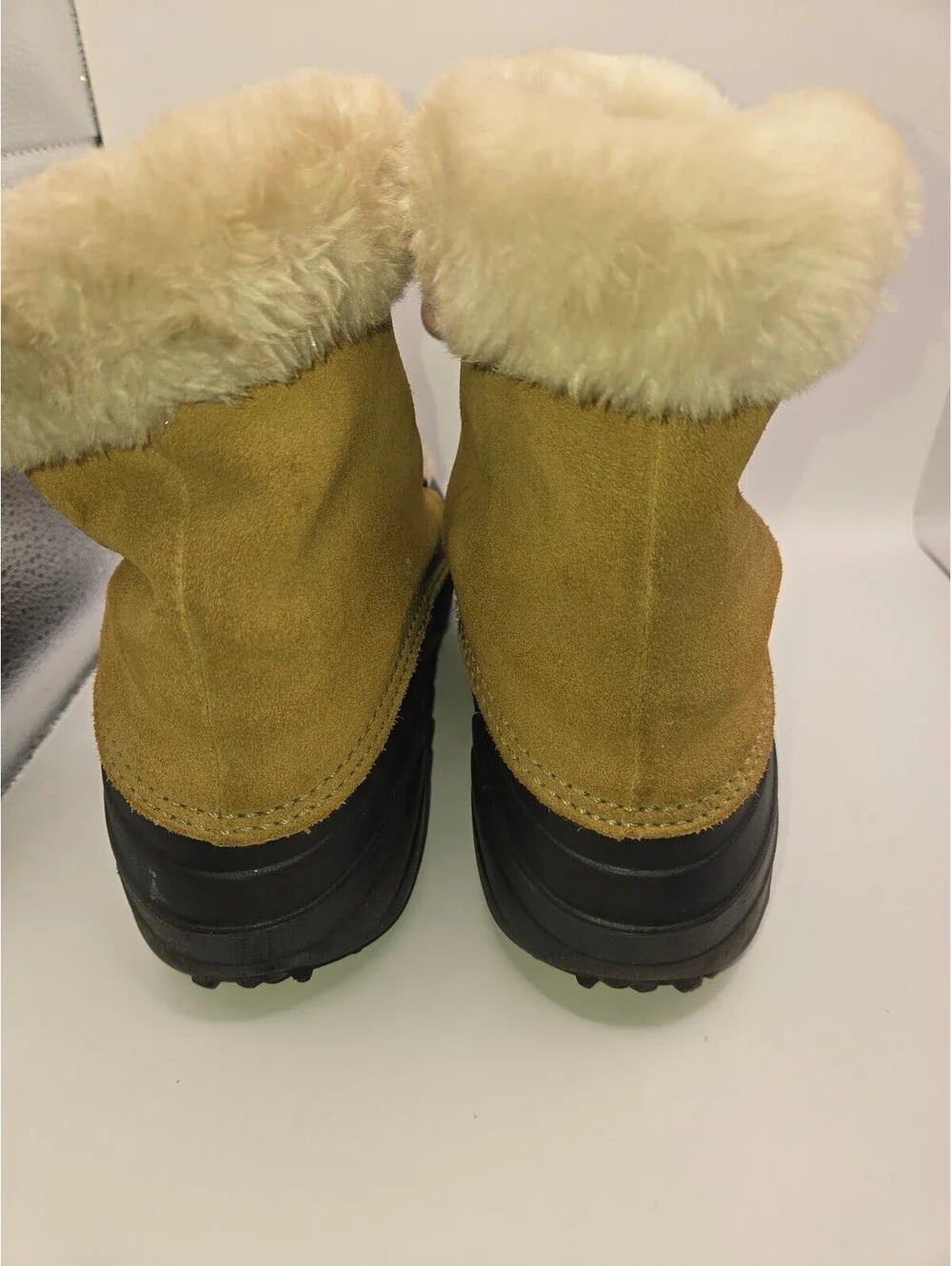 Columbia Women's Sierra Blizzard Winter Snow Boots Tan Suede Waterproof Size 9